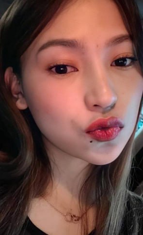高颜值御姐情侣私密性爱视频不慎流出画面记录两人频繁亲密行为