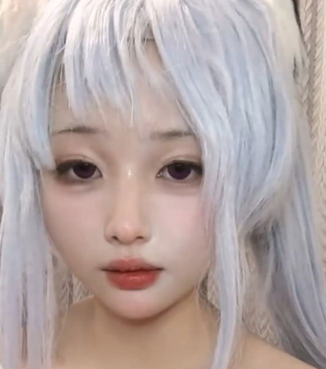 今日推荐 高颜值二次元COS少女深夜拍摄跳蛋自慰视频展示极度反差诱惑