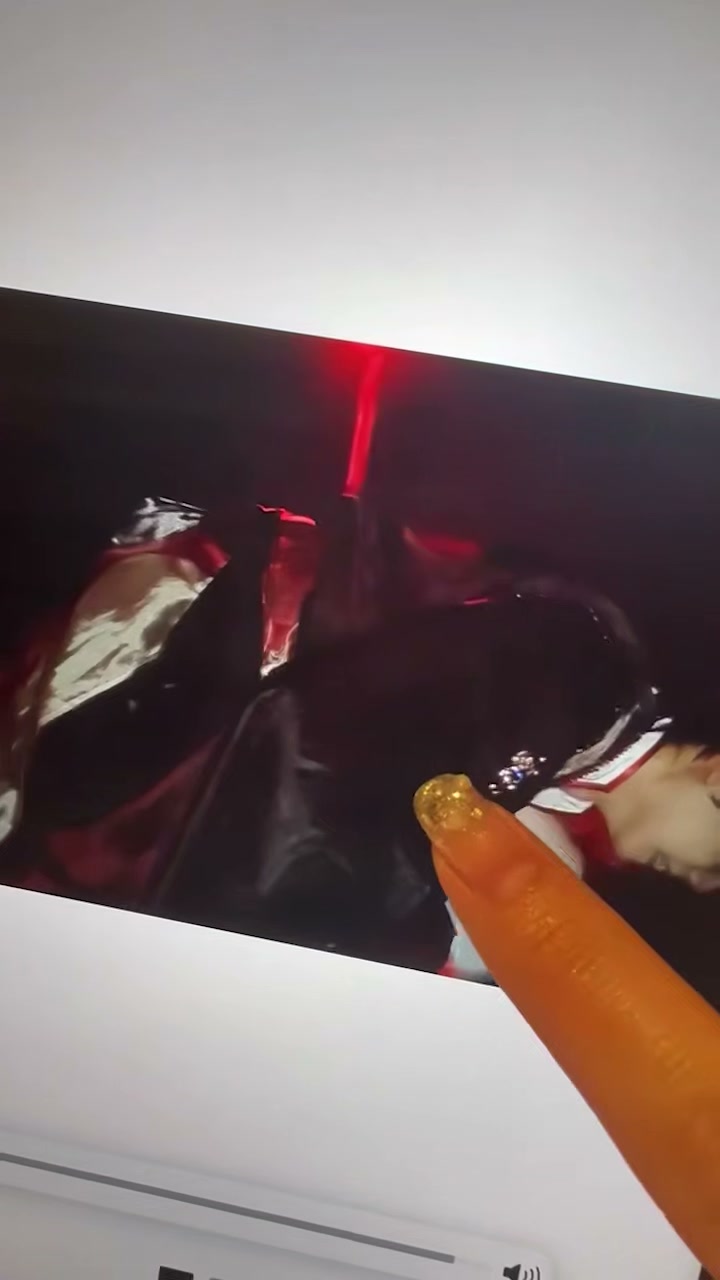 沈阳有鲤剧本杀被曝男NPC强吻女顾客并进行贴身性暗示挑逗