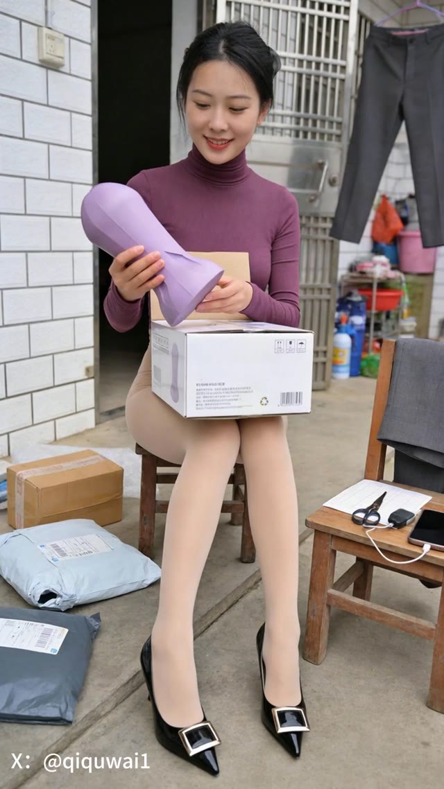 紫衣女孩的日常 AI成人短剧 留守村妇的日常激情肉欲交合