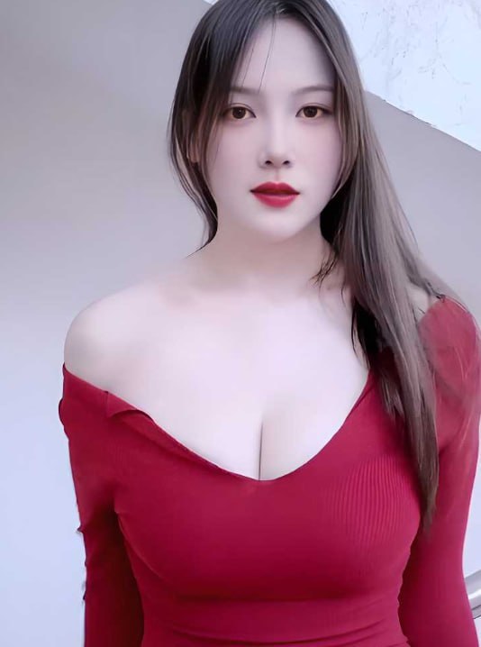 抖音网红可可西发布露骨视频包含后备箱撅臀与楼梯间褪裤等户外露出内容