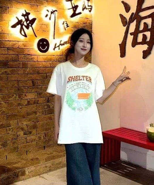 清纯女星宋婷因旧照引发形象崩塌争议陷入流量反噬泥潭