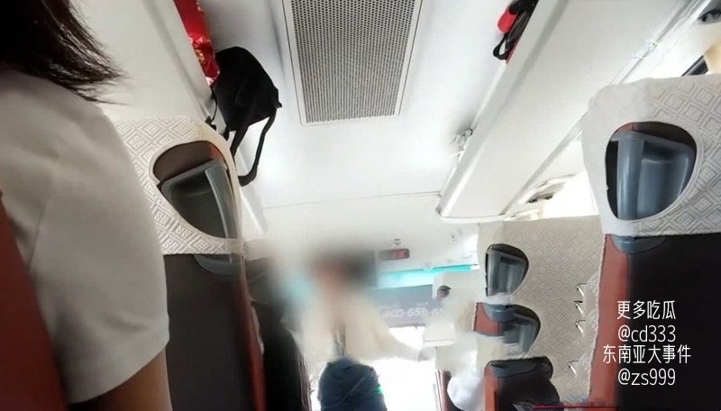 央视暗访云南九百九十九元低价团揭露旅行社层层转包及强制消费内幕