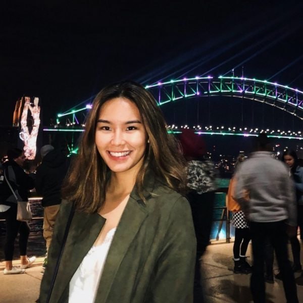 菲律宾极品御姐模特与男友拍摄高尺度情欲自拍记录激情时刻