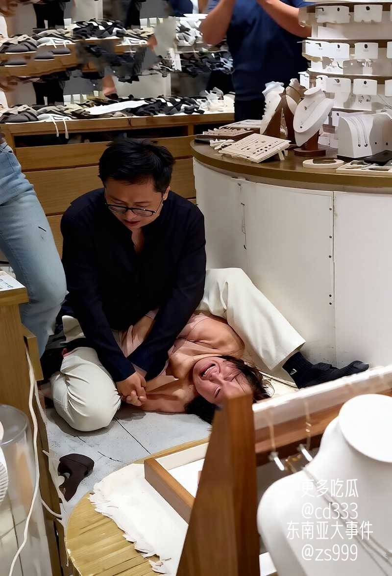 江苏如皋吾悦广场爆发激烈肢体冲突原配当众拦截丈夫与陌生女子