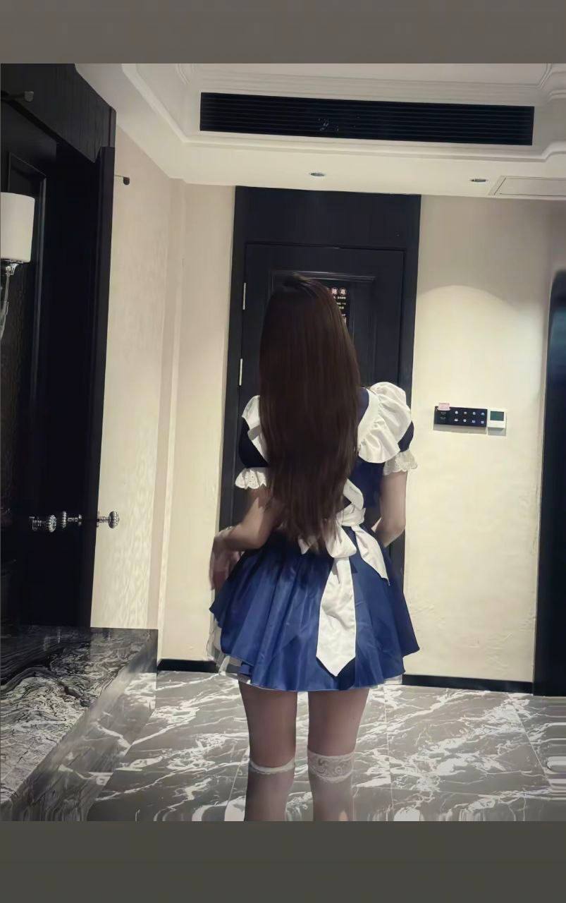 网红蛇信子身份曝光昔日放尿SM视频流出导致清纯人设彻底崩塌