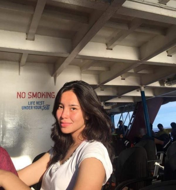 菲律宾极品御姐模特与男友拍摄高尺度情欲自拍记录激情时刻