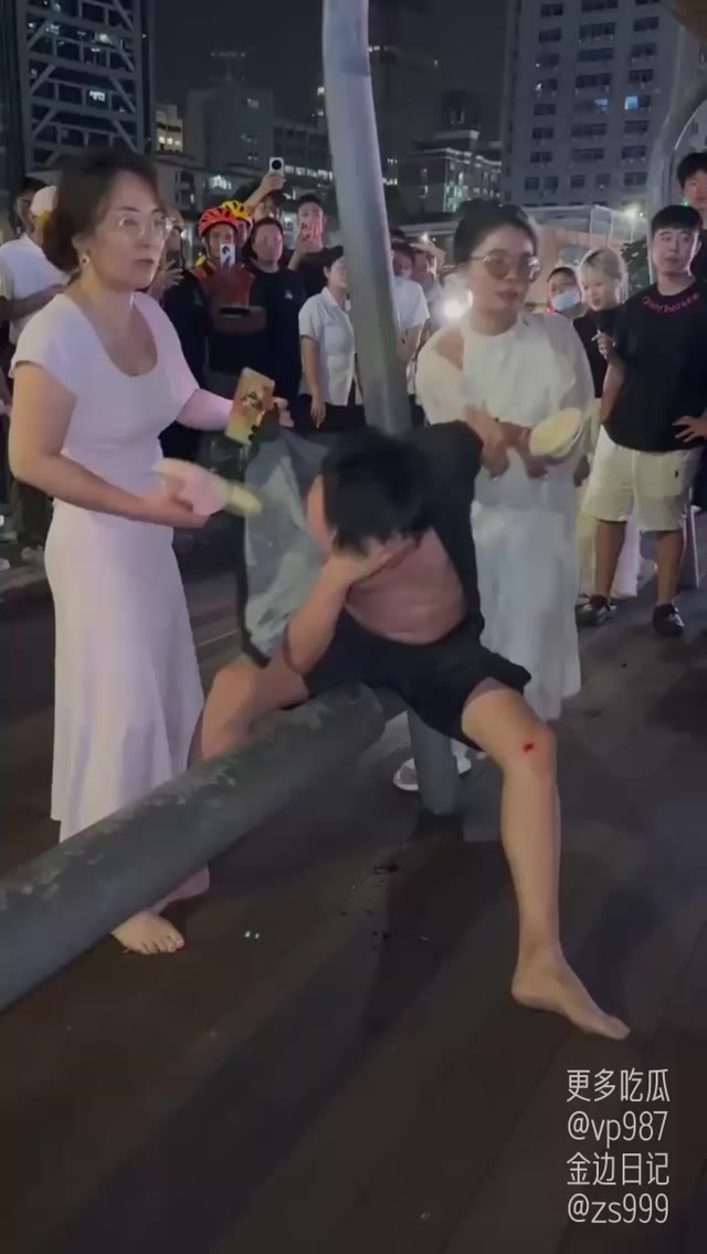 29岁俊俏男骗子利用姐弟恋套路两名富婆骗取千万巨款用于赌博