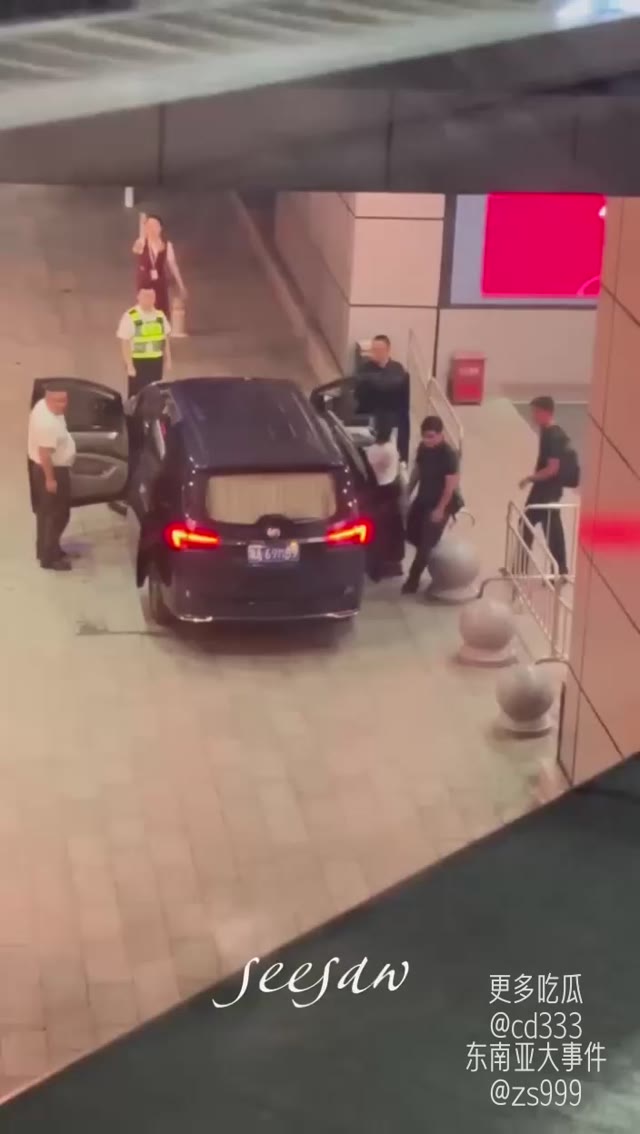 私生代拍通过非法抓拍明星丑照与街头私密瞬间牟利并精准收割粉丝群体