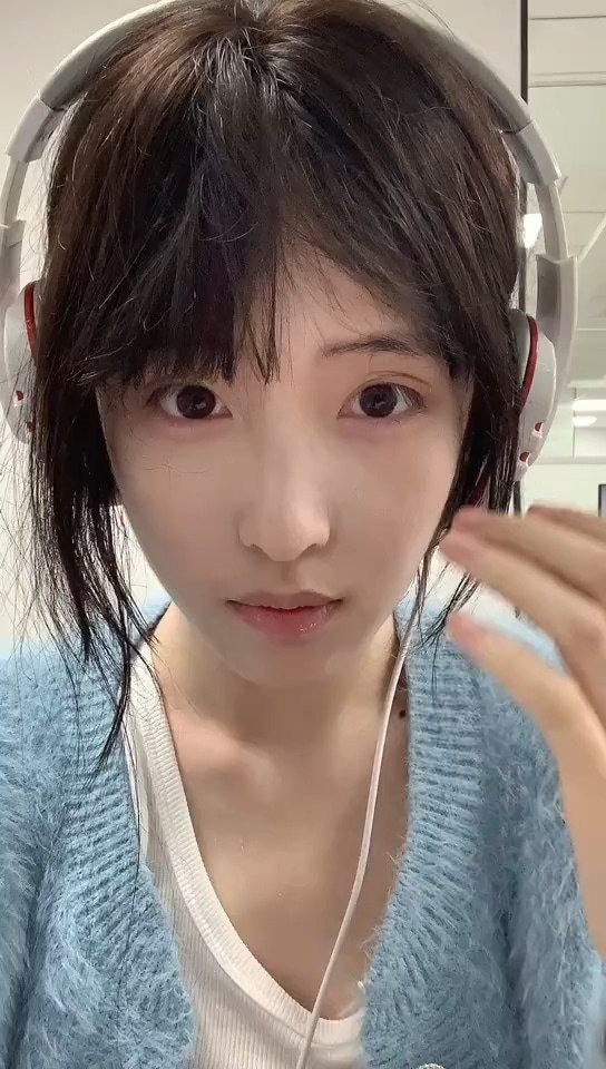 短视频博主张人近期陷入网络传闻风波引发社交平台广泛关注