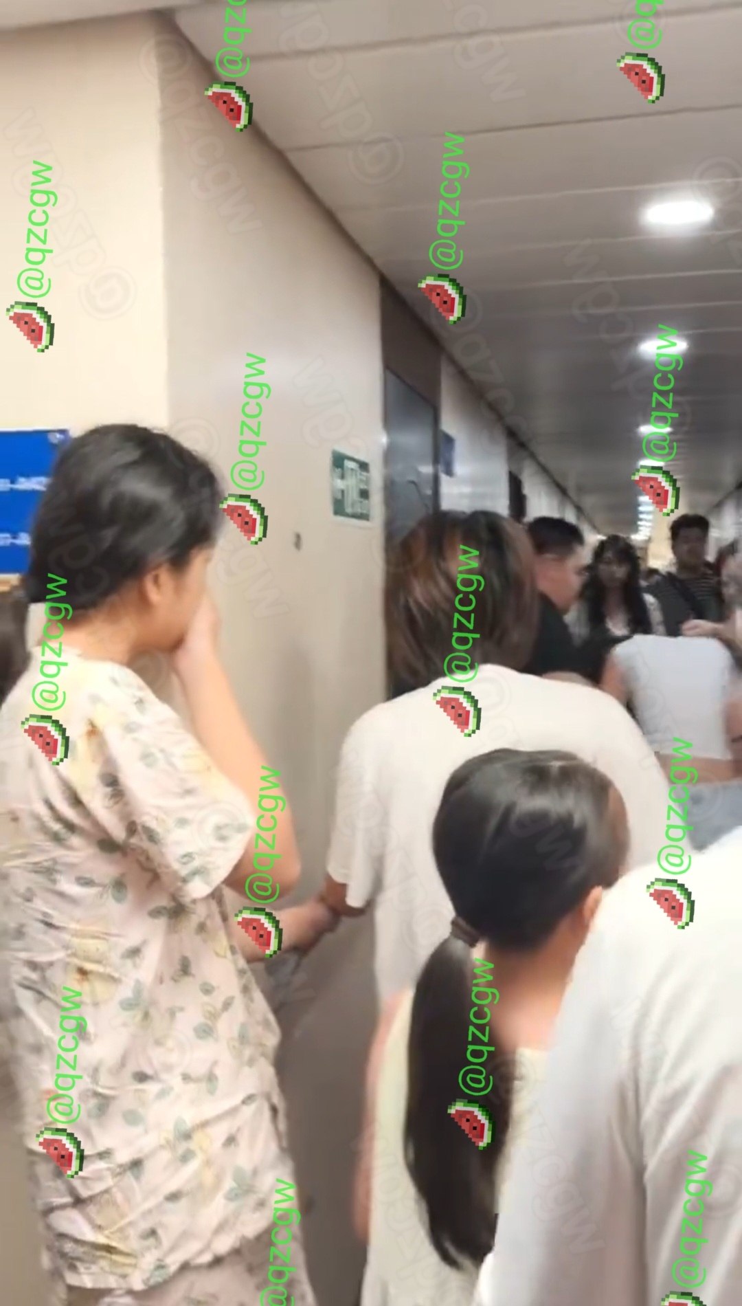 威海至首尔跨国轮船发生激烈肢体冲突多名中国女性当众群殴吓坏韩国乘客