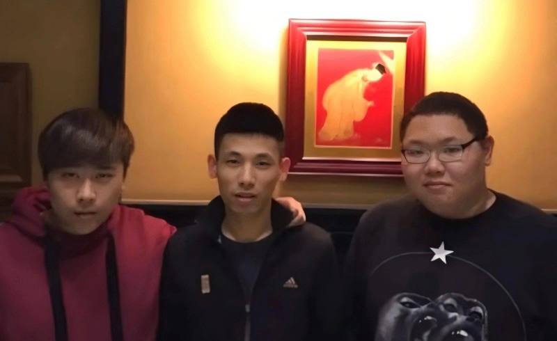 前职业选手卢本伟闪婚抖音网红巴旦木公主引发AI低俗造谣风波
