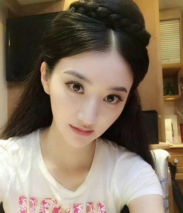 女星景甜涉巨额代孕合约风波被曝欲以卵子抵押五千万美元
