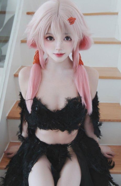 每日大赛 知名Cosplay博主私拍视频流出展示道具自慰及白虎私密部位细节