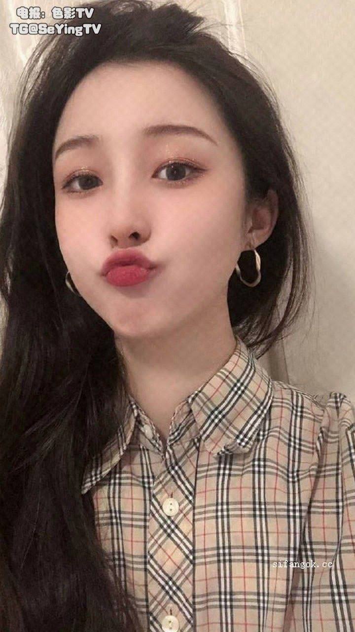 清纯女星宋婷因旧照引发形象崩塌争议陷入流量反噬泥潭