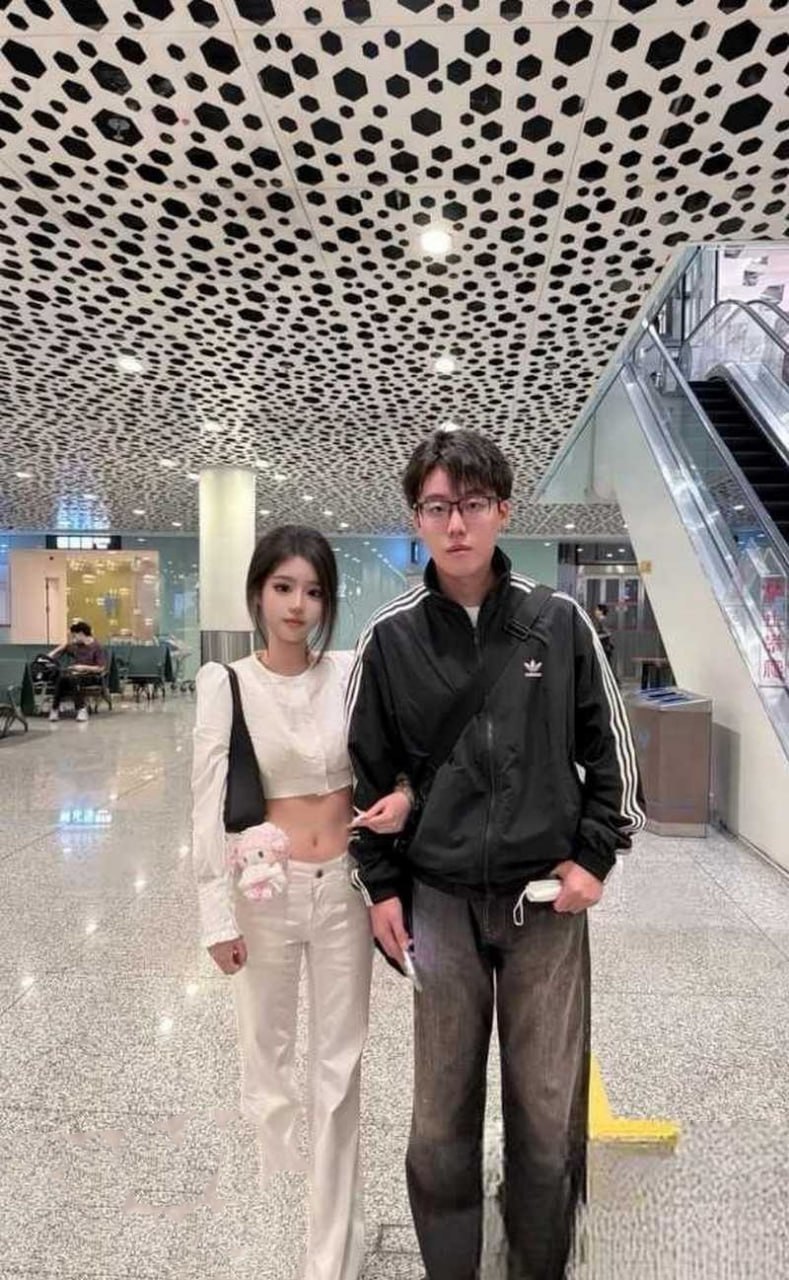 网红陈泽深陷多线恋爱风波前女友指控其劈腿并传出私密视频