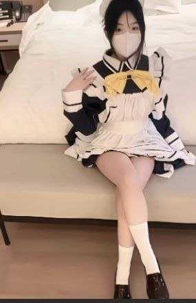 短视频博主枣子姐因公开动态展现强烈性格反差引发公众关注