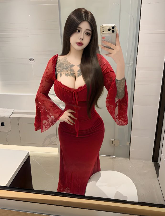 抖音丰满网红兔通过定制视频展示揉乳扣穴与跳蛋震击阴蒂的感官体验