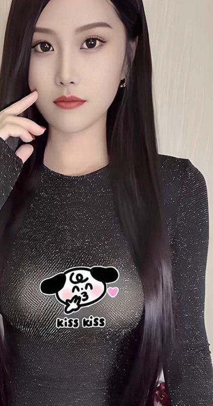 抖音美腿网红桃子私下发布自慰视频展示丝袜指奸与揉穴情欲细节