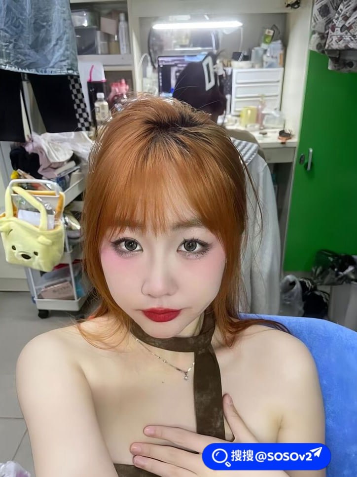 厦门清纯女大学生王梦紫私密视频泄露多套情趣制服诱惑男友