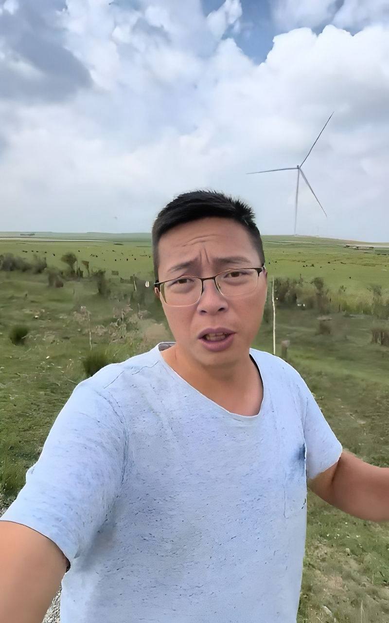 环保博主渔猎齐哥曝光张家口康保白菜根部使用甲醛溶液保鲜过程