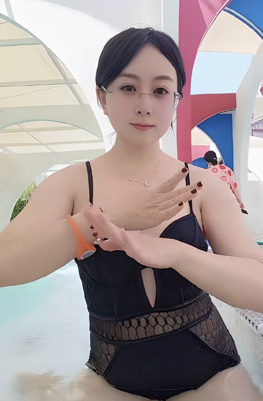 快手网红闪耀与榜一大哥酒店私会发生关系并拍摄露骨视频