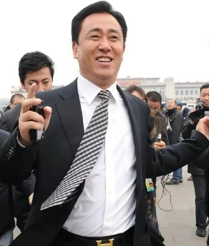 许家印被判无期恒大歌舞团破产清算资产仅剩三万五千元