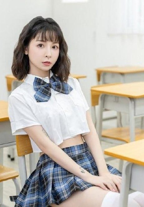 百万网红Joeman被前女友萧伊爆料恋爱期间出轨情色女优Tiny