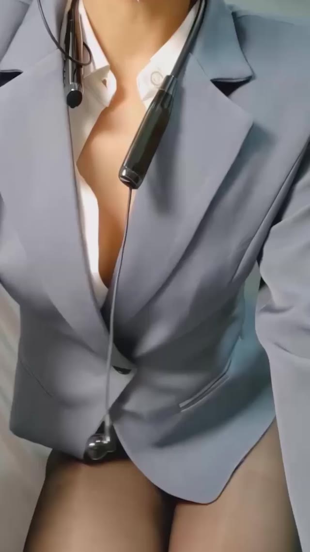 快手熟女网红岁月静好私密视频流出展示情趣黑丝自慰过程